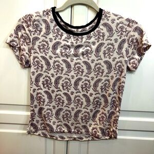 American Eagle Purple Paisley Short Sleeve Moderately Crop Baby Tee Shirt Small